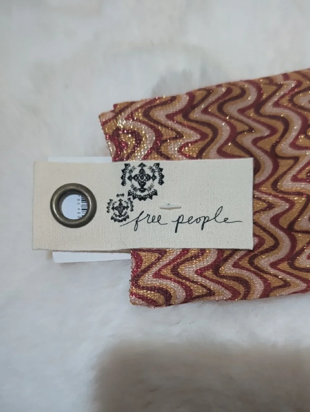 🎉 4 for $20 🎉 Free People Metallic Zigzag Ankle Socks - Maroon & Gold